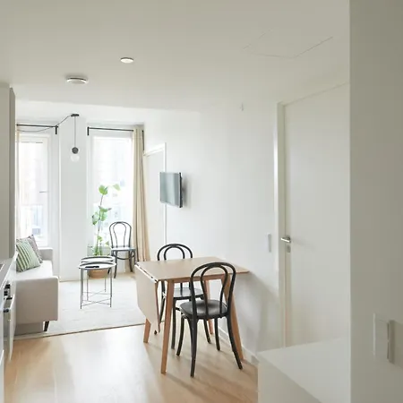 Aday - Modern Cozy And Functional 1 Bedroom *