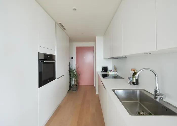 Apartment Aday - Modern Cozy And Functional 1 Bedroom *